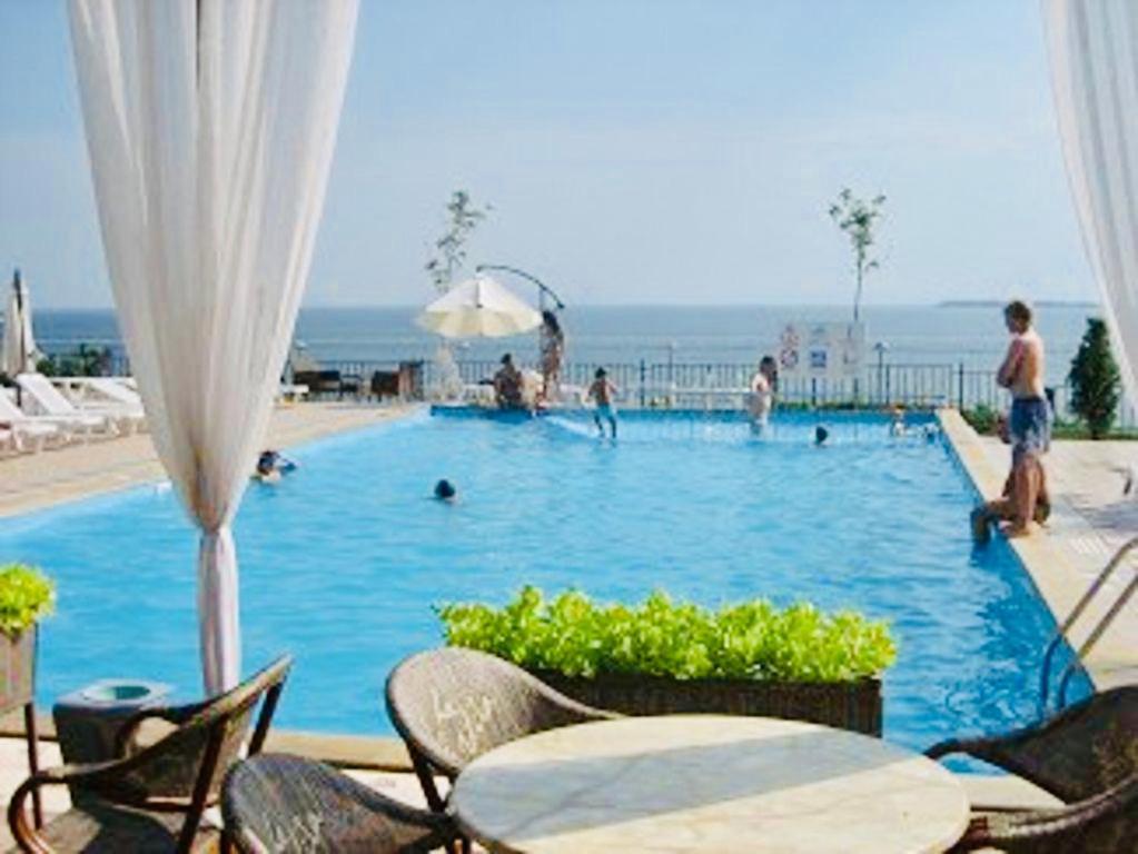 Dolce Vita Sea View Apartment Sveti Vlas Exterior photo